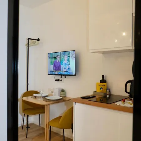 Le Rubik's Cube - Chic & Hyper-centre 2 Pers